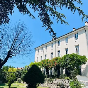 Les Glycines: Charming In Historic Building Near Center Apartment